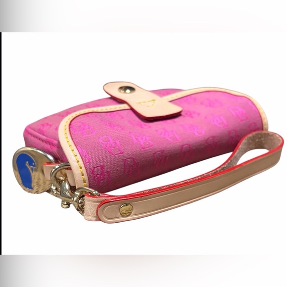 Vintage Dooney & Bourke Pink Monogram Clutch Wristlet - Picture 6 of 8